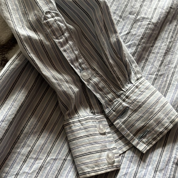 EUC striped Izod dress shirt fitted - Picture 4 of 6